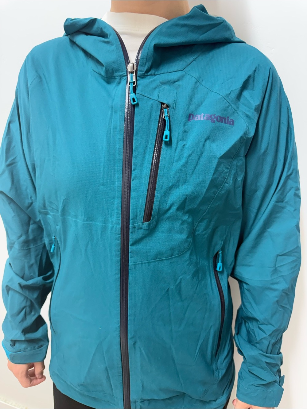 Patagonia Teal Hooded Rain Shell Jacket - women Xs H2No